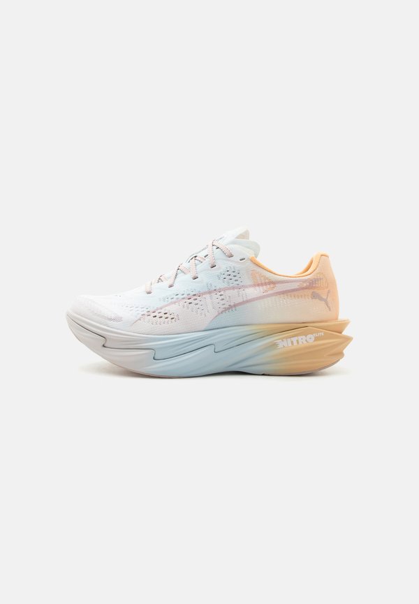 Puma DEVIATE NITRO ELITE 4 - Road running shoes - jasmine flower/lucite/almost apricot