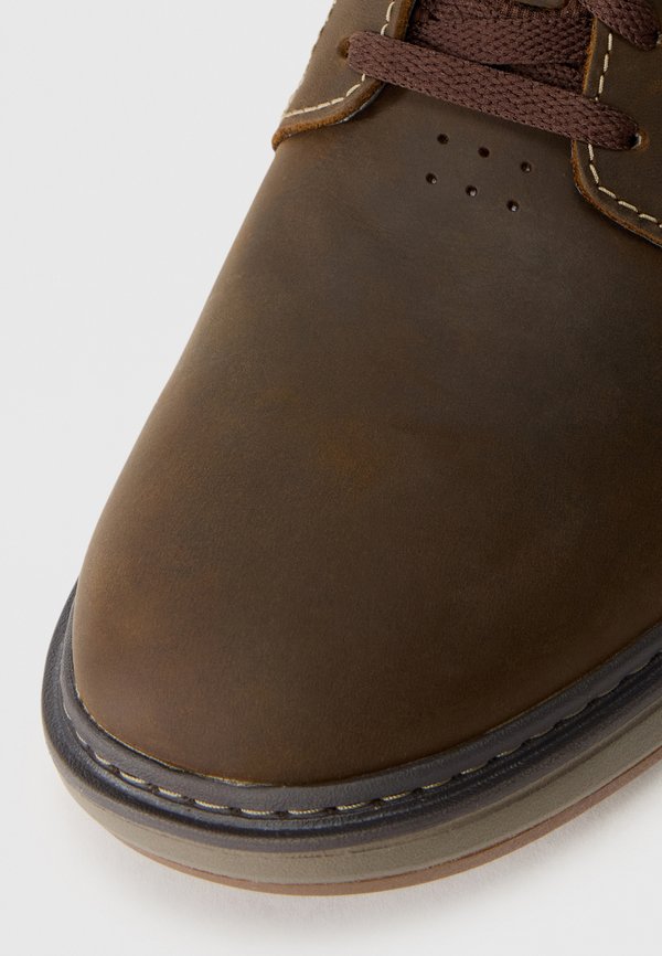 Clarks UN BRILEY PACE
