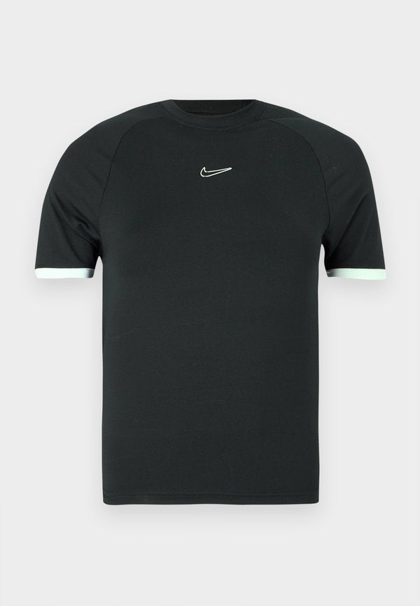 Nike Sportswear FITTED - Print T-shirt - black