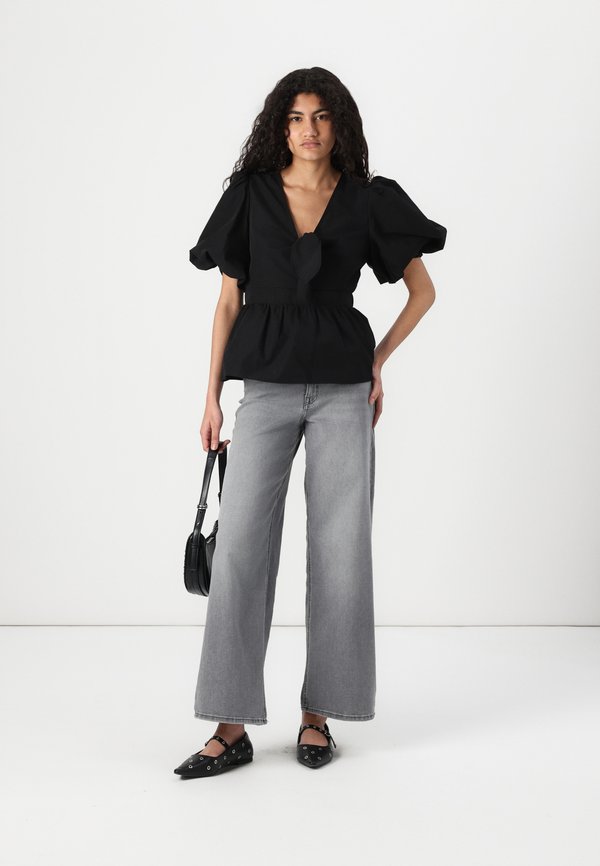 Vero Moda VMESRA BUBBLE HEM