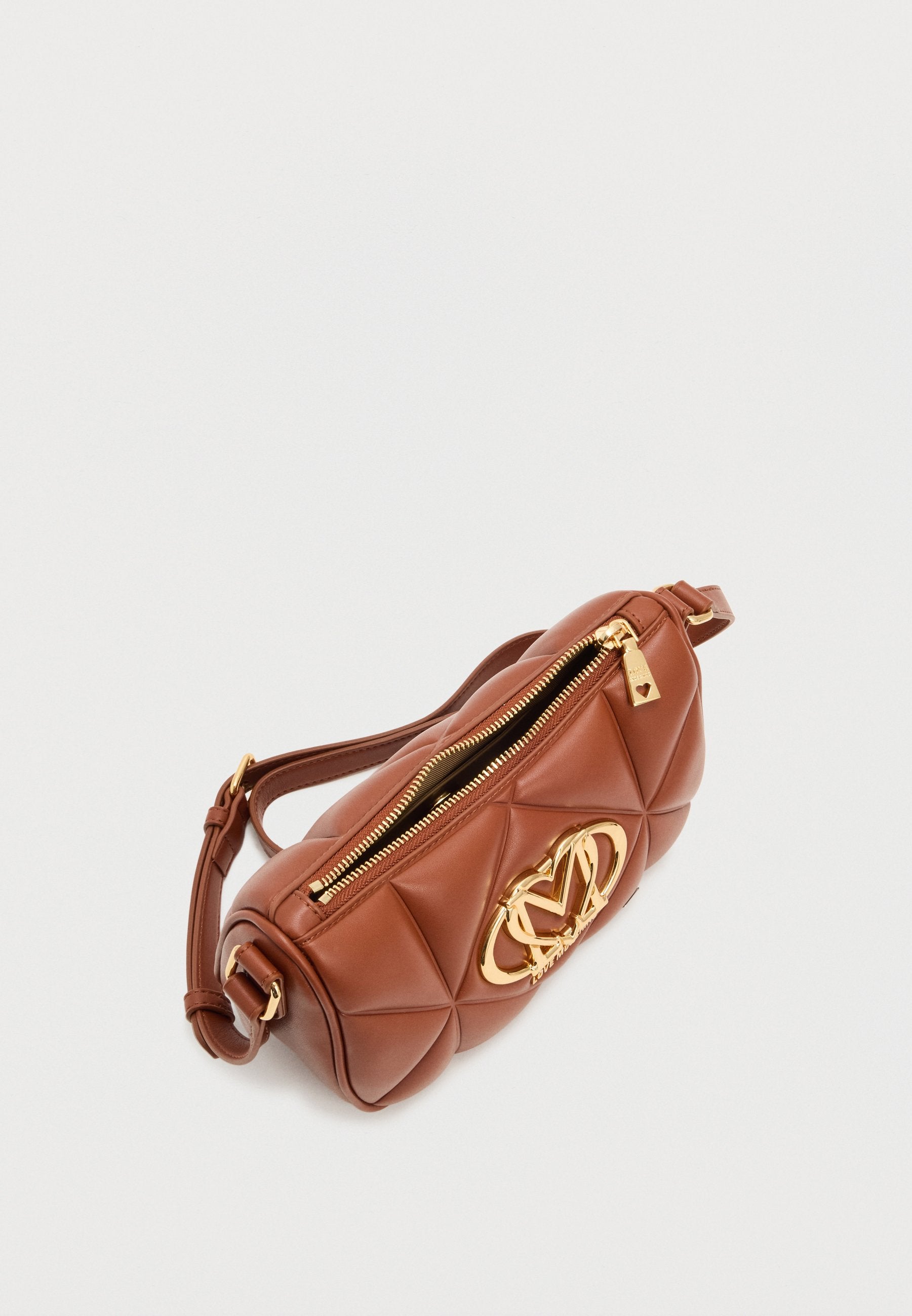 Love Moschino