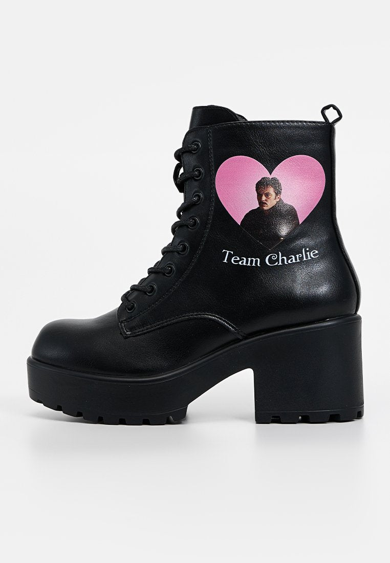 Koi Footwear TEAM CHARLIE