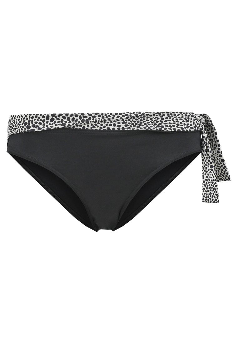 Kiwi Saint Tropez KARINE LEONE