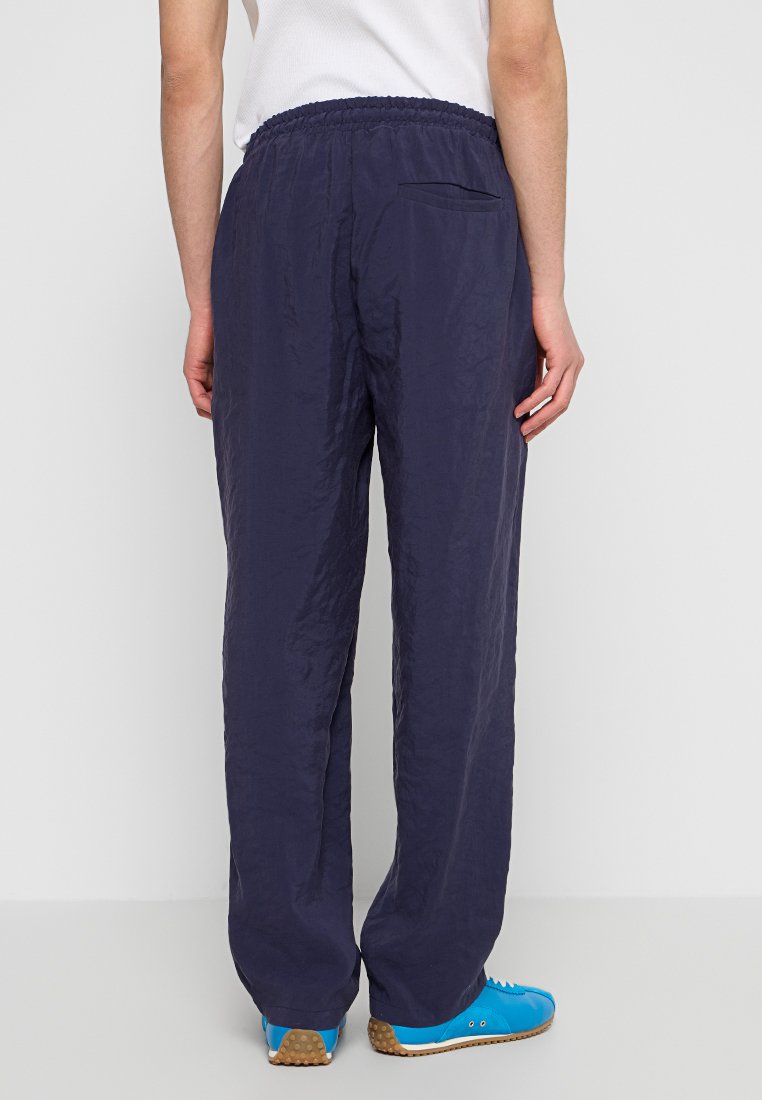 ONSSINUS LOOSE FIT Media 3