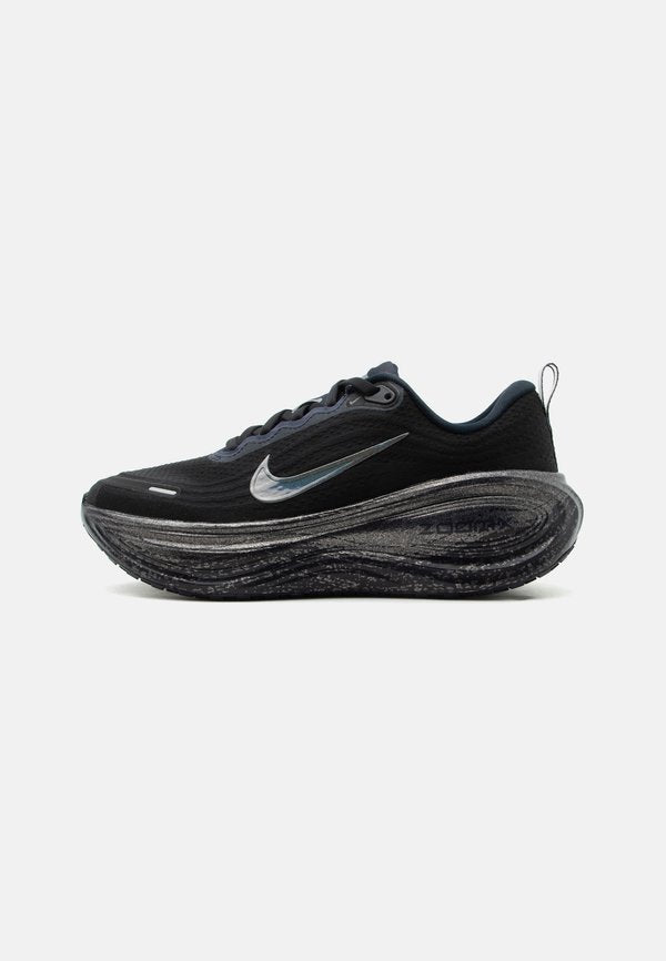 Nike Performance VOMERO PLUS - Road running shoes - pitch blue/black/blur/blackened blue/pencil point/dark obsidian