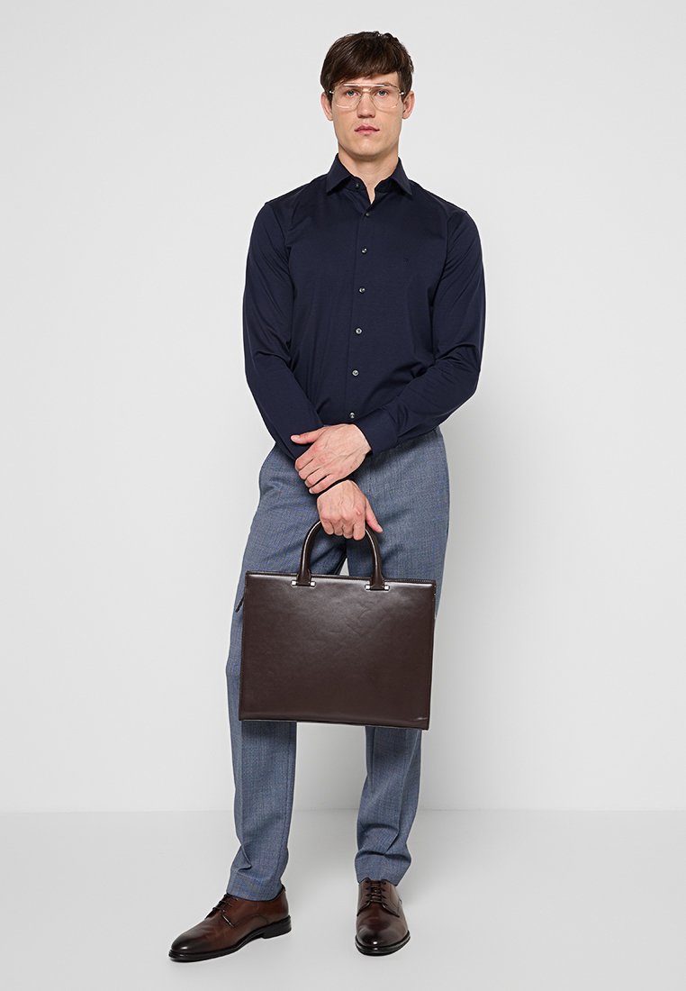 Michael Kors SLIM FIT