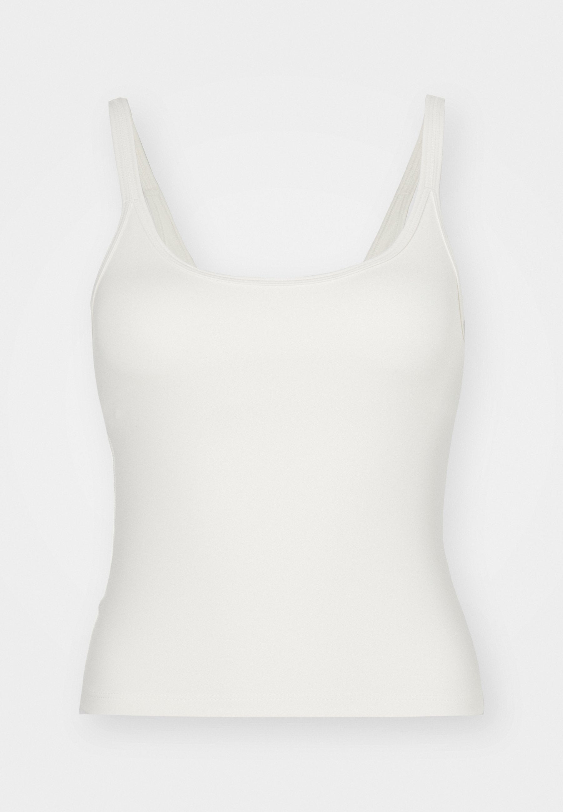 Girlfriend Collective GEMMA SCOOP TANK