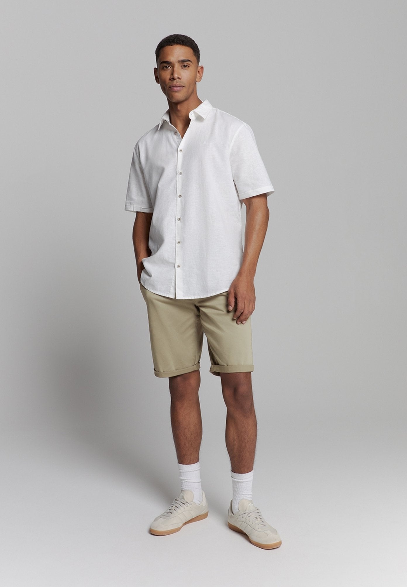 NO EXCESS Shorts Media 2
