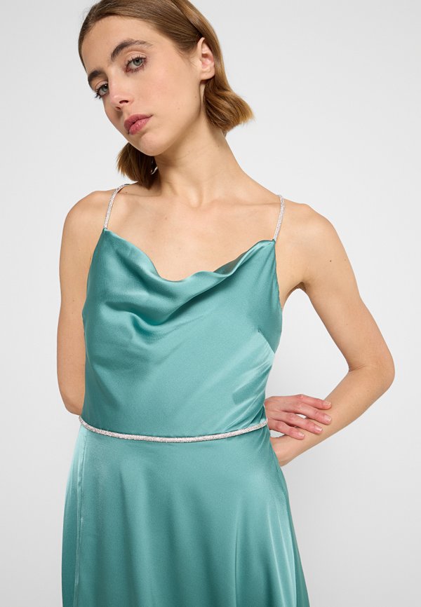 Apart Glamour