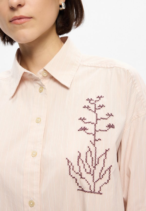 Scotch & Soda EMBROIDERY GIRLFRIEND SHIRT