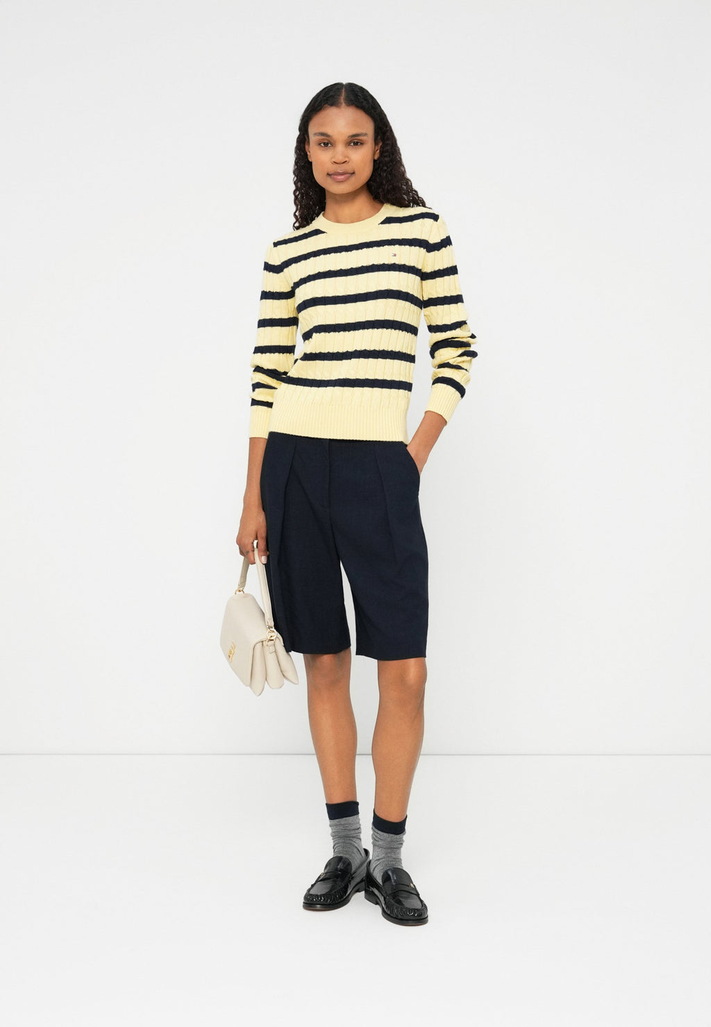 CABLE KNIT CREW NECK JUMPER Media 2