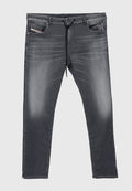 Graue Jeans aus Denim mit tailliertem Schnitt, Kordelzug am Bund, Vorder- und Gesäßtaschen sowie leichter Ausbleichung. Klassischer Fünf-Taschen-Stil.