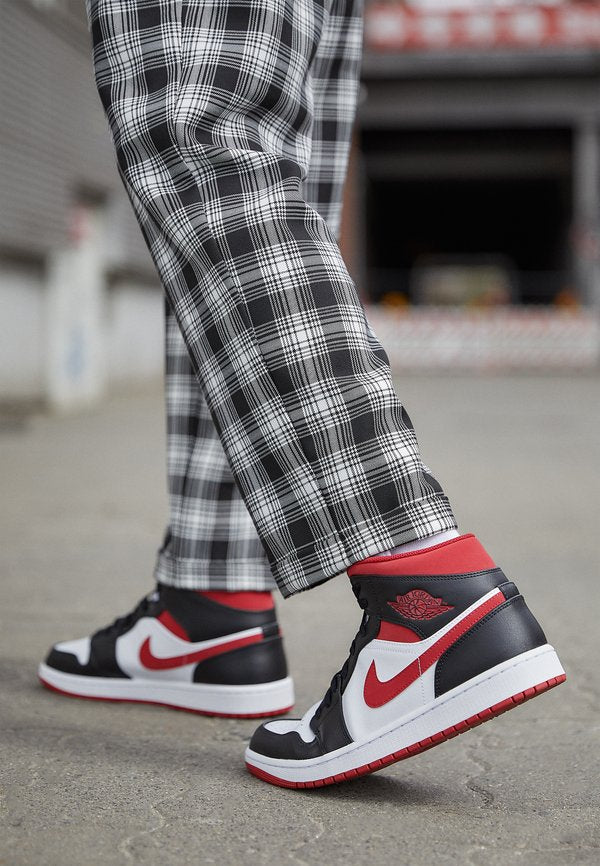 Jordan AIR JORDAN 1 MID
