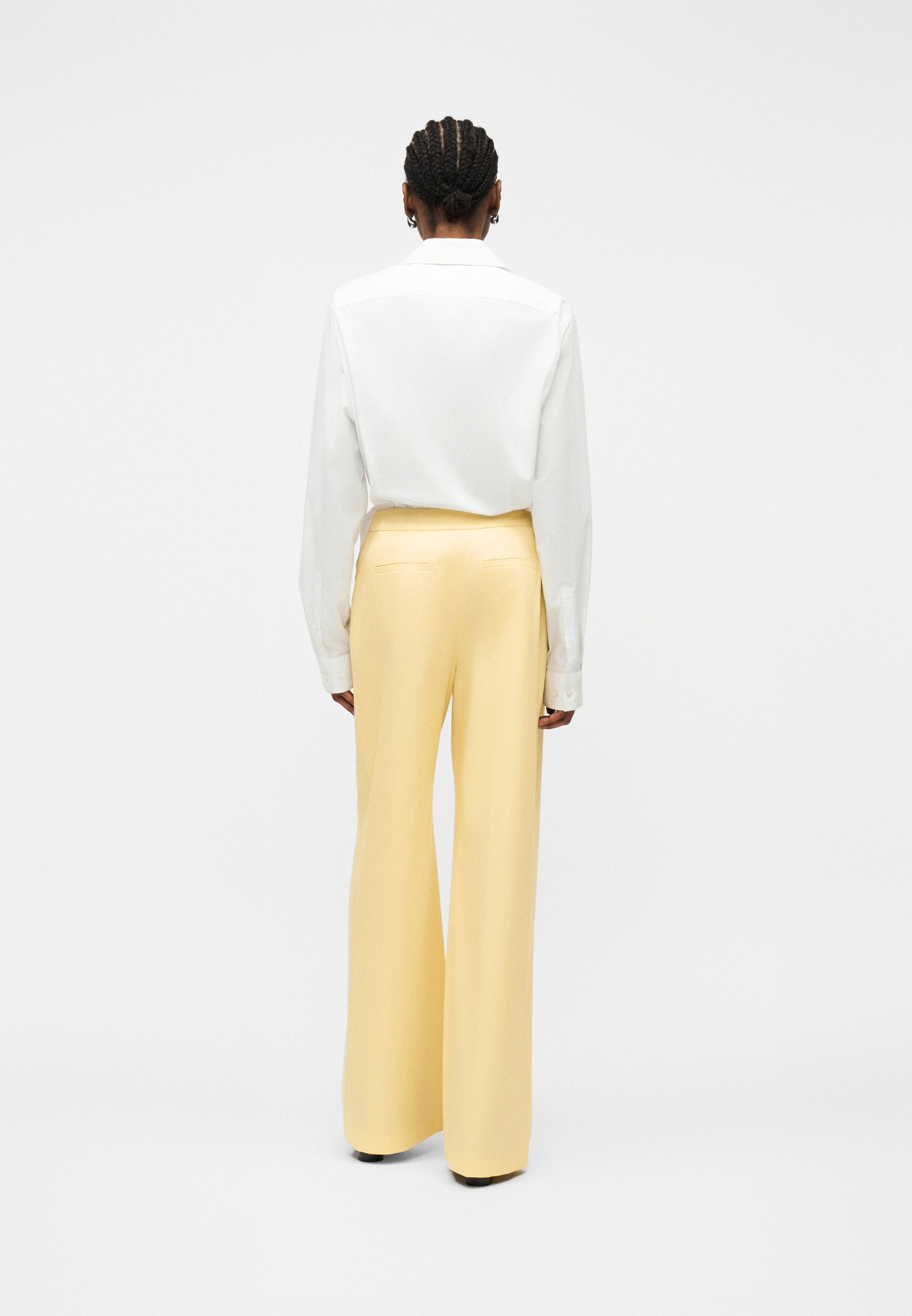 STRUCTURED PANTS Media 4
