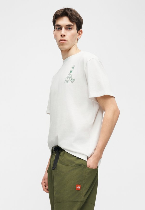 The North Face ALIEN RELAXED SLEEVE TEE GRAPHIC
