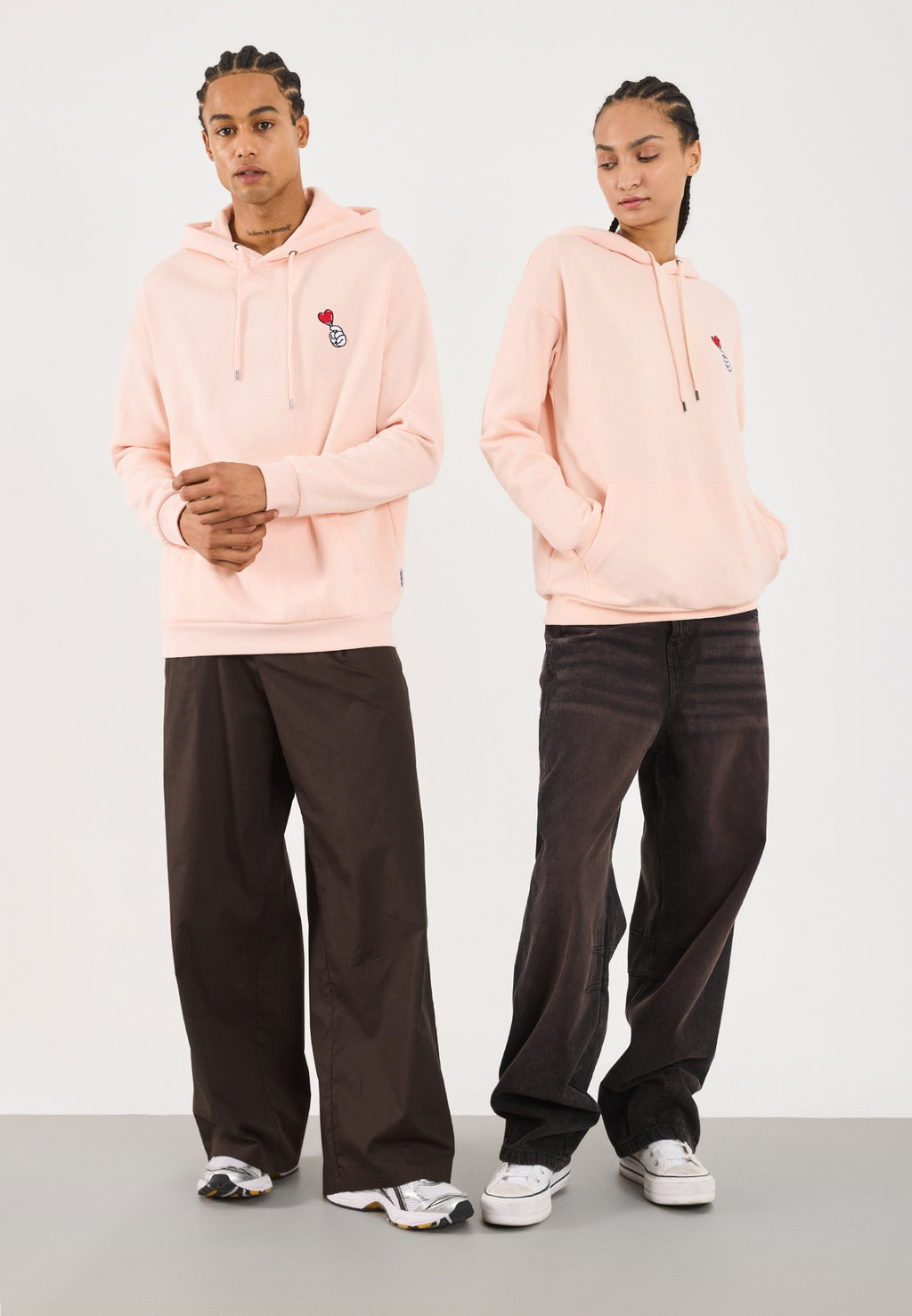 YOURTURN UNISEX RELAXED FIT HOODIE