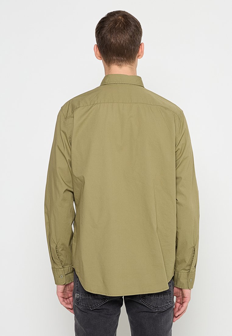 Levi's® REGULAR FIT