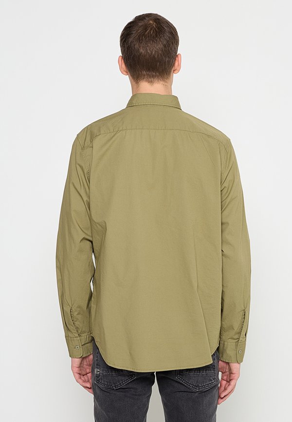 Levi's® REGULAR FIT