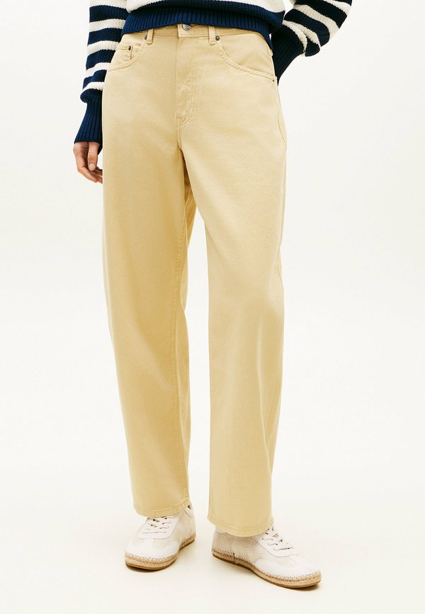 Tommy Hilfiger MID RISE BARREL LEG  - Relaxed fit jeans - harvest wheat