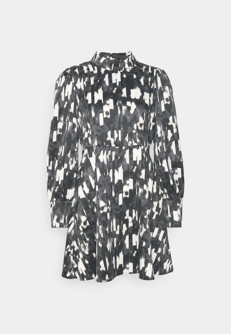 VMMERLE HIGH-NECK SHORT DRESS - Vero Moda Petite - View 1