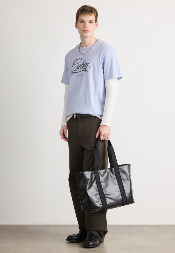 Calvin Klein Jeans SCRIPT GRAPHIC