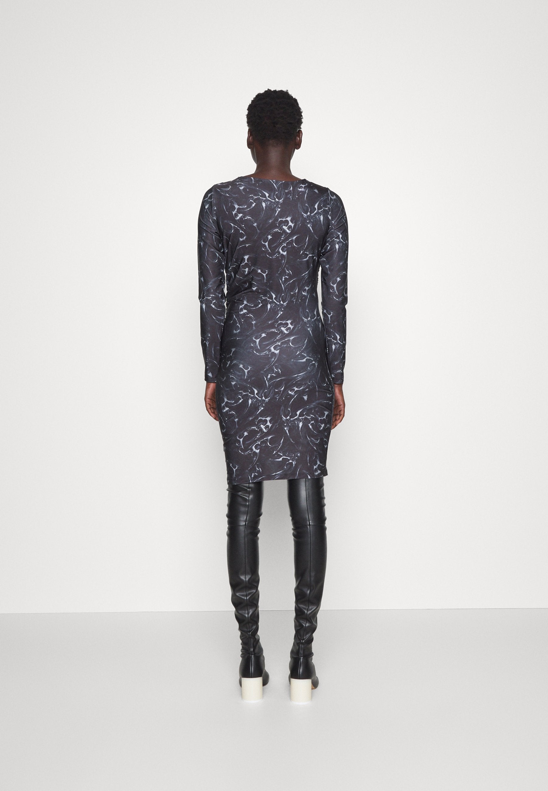 Han Kjøbenhavn CHROME TRIBAL SHORT DRESS