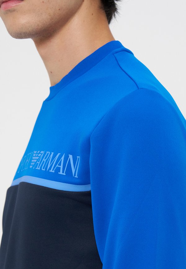 EA7 Emporio Armani