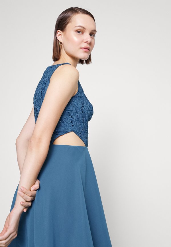 Swing COCKTAIL DRESS