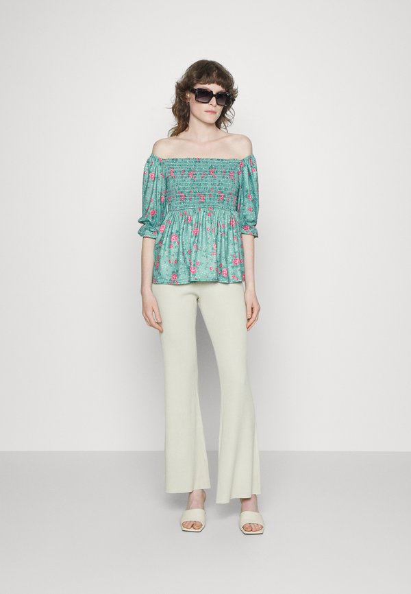 IN THE STYLE JOSSA SHIRRED BUST PUFF SLEEVE