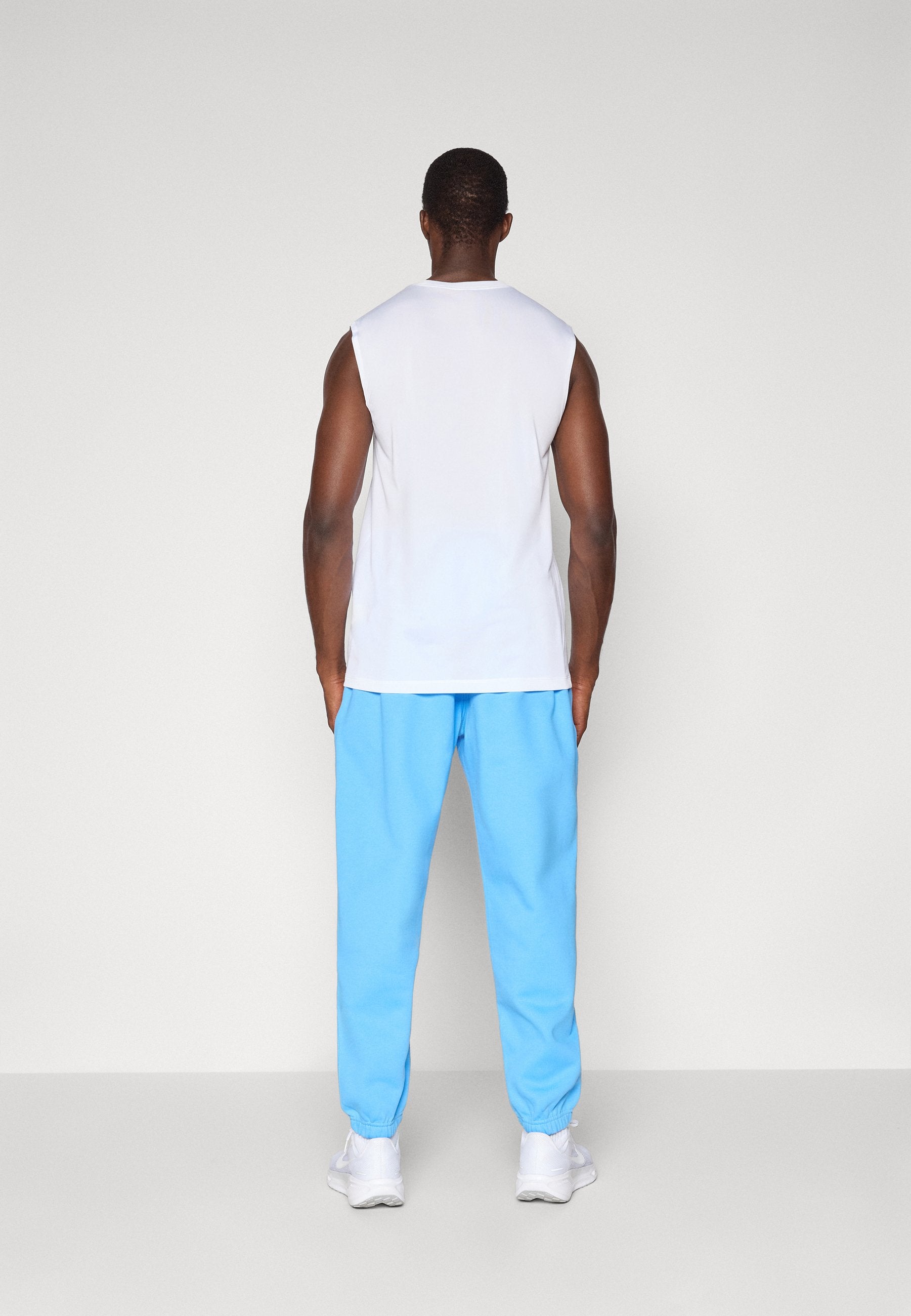 Nike Sportswear SOLO