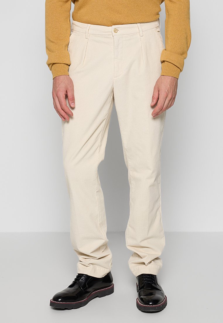 Hackett London
