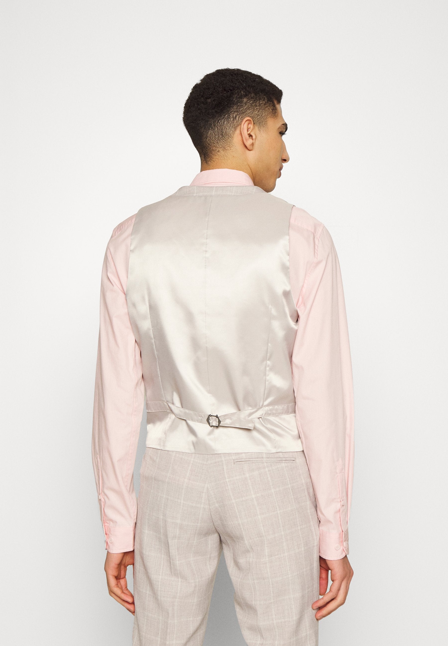 Isaac Dewhirst THE FASHION SUIT