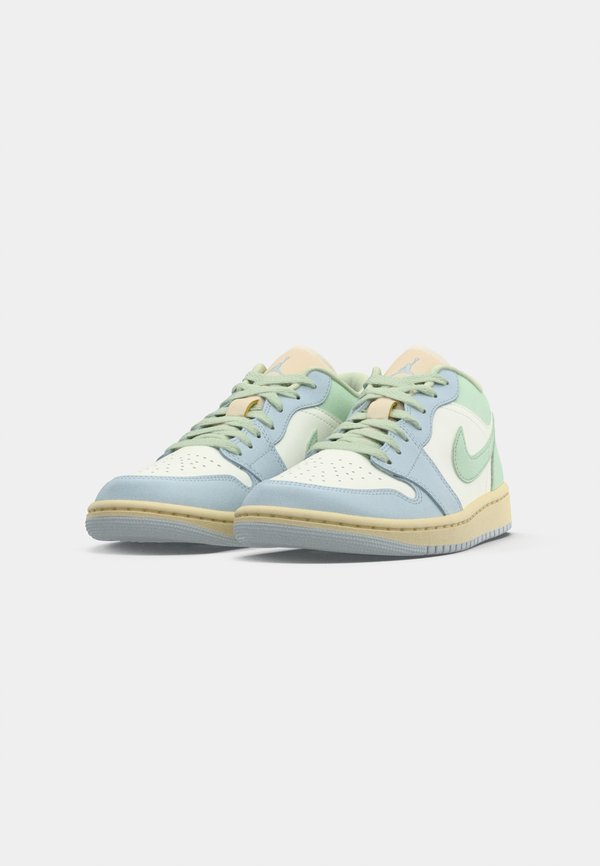 Jordan AIR JORDAN 1