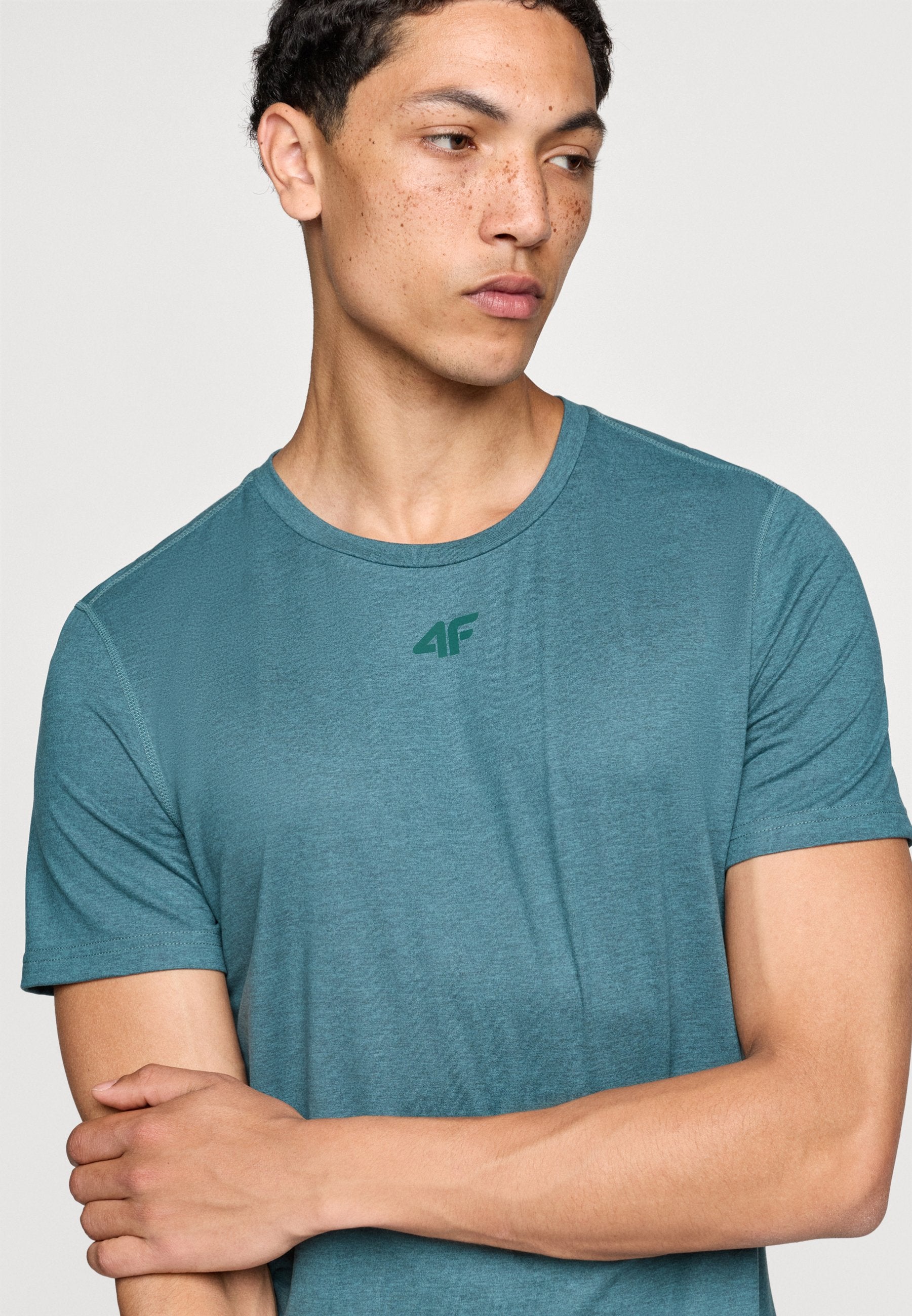 4F TSHIRT FNK
