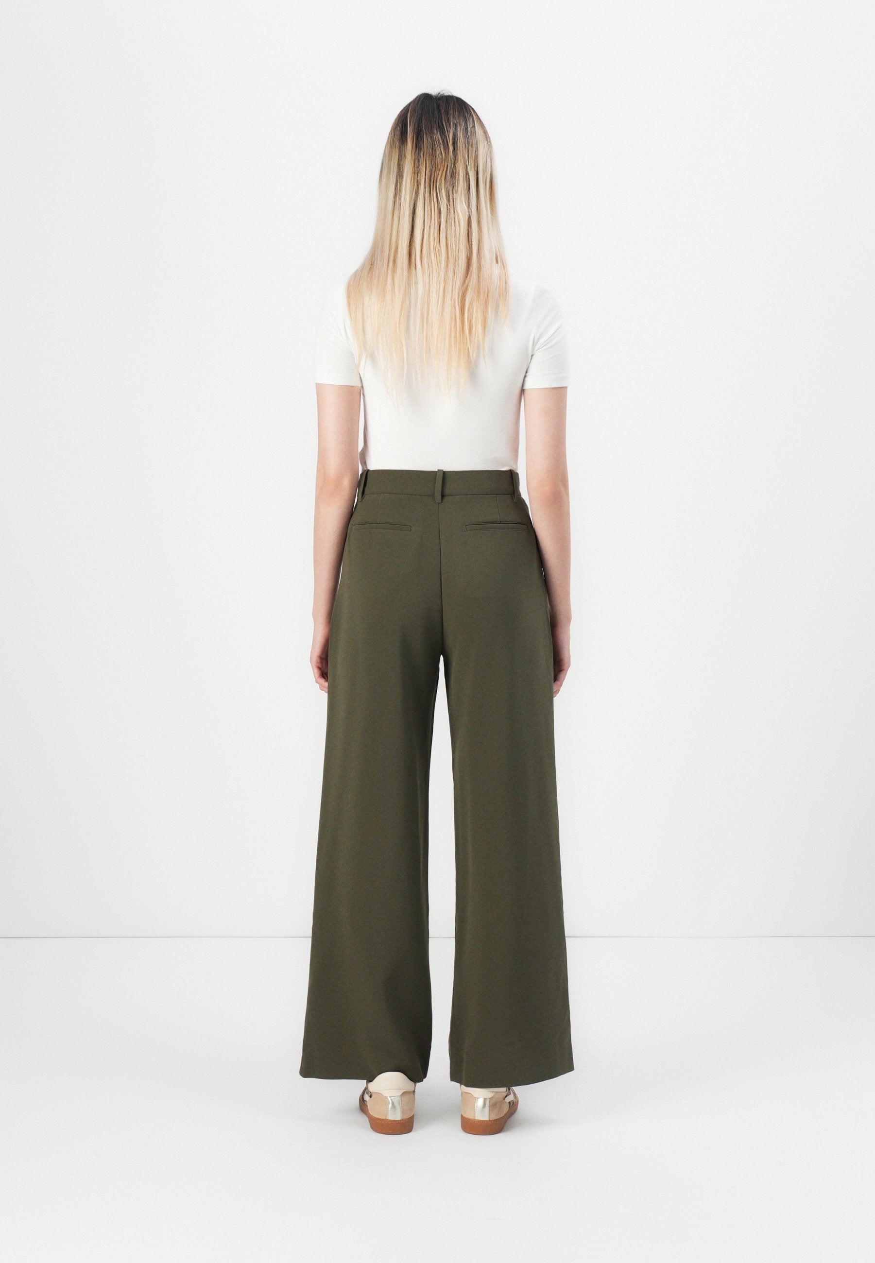 GAP WIDE LEG TRIBECA