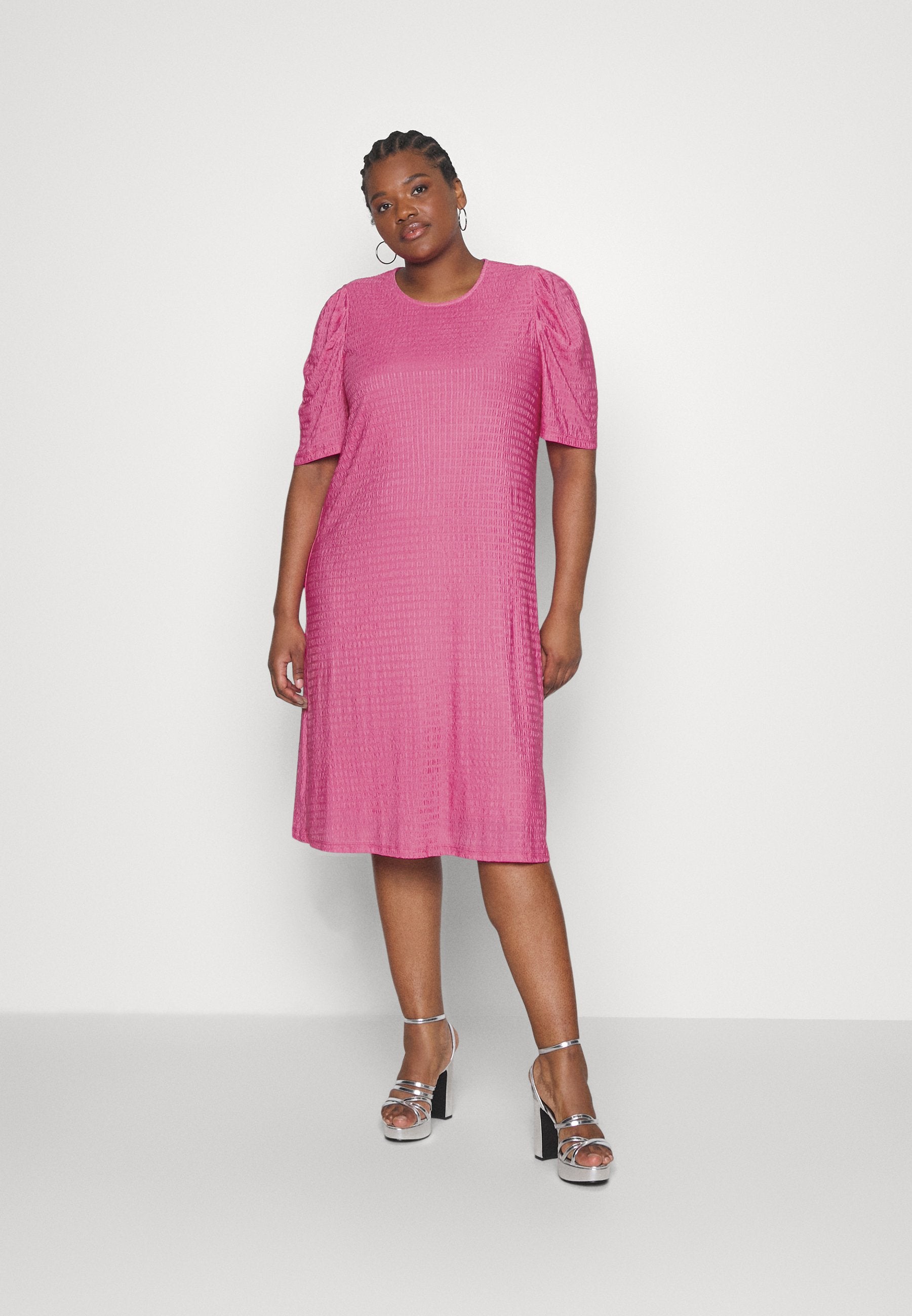 EVOKED VILA VINATALIA MIDI DRESS