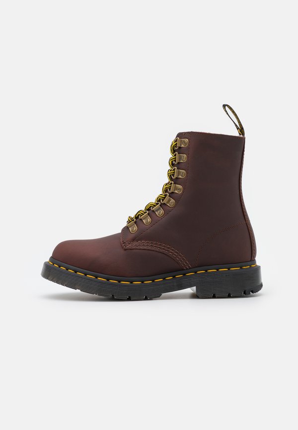Dr. Martens 1460 PASCAL