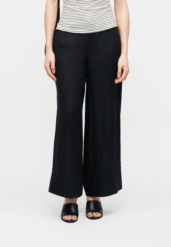 Tommy Hilfiger PANTS - Trousers - black