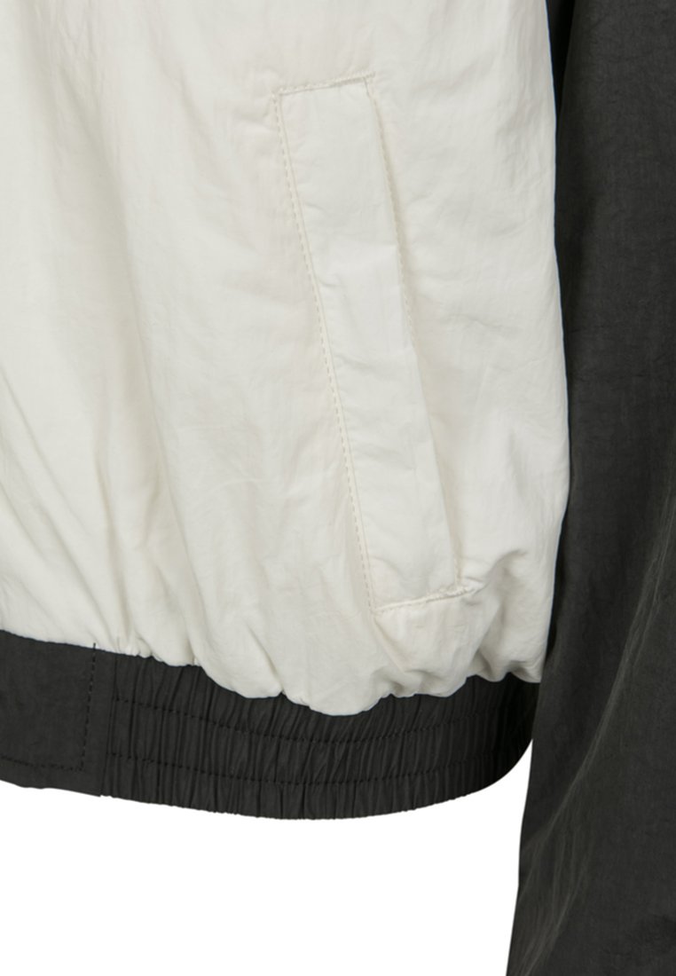 Urban Classics CRINKLE BATWING