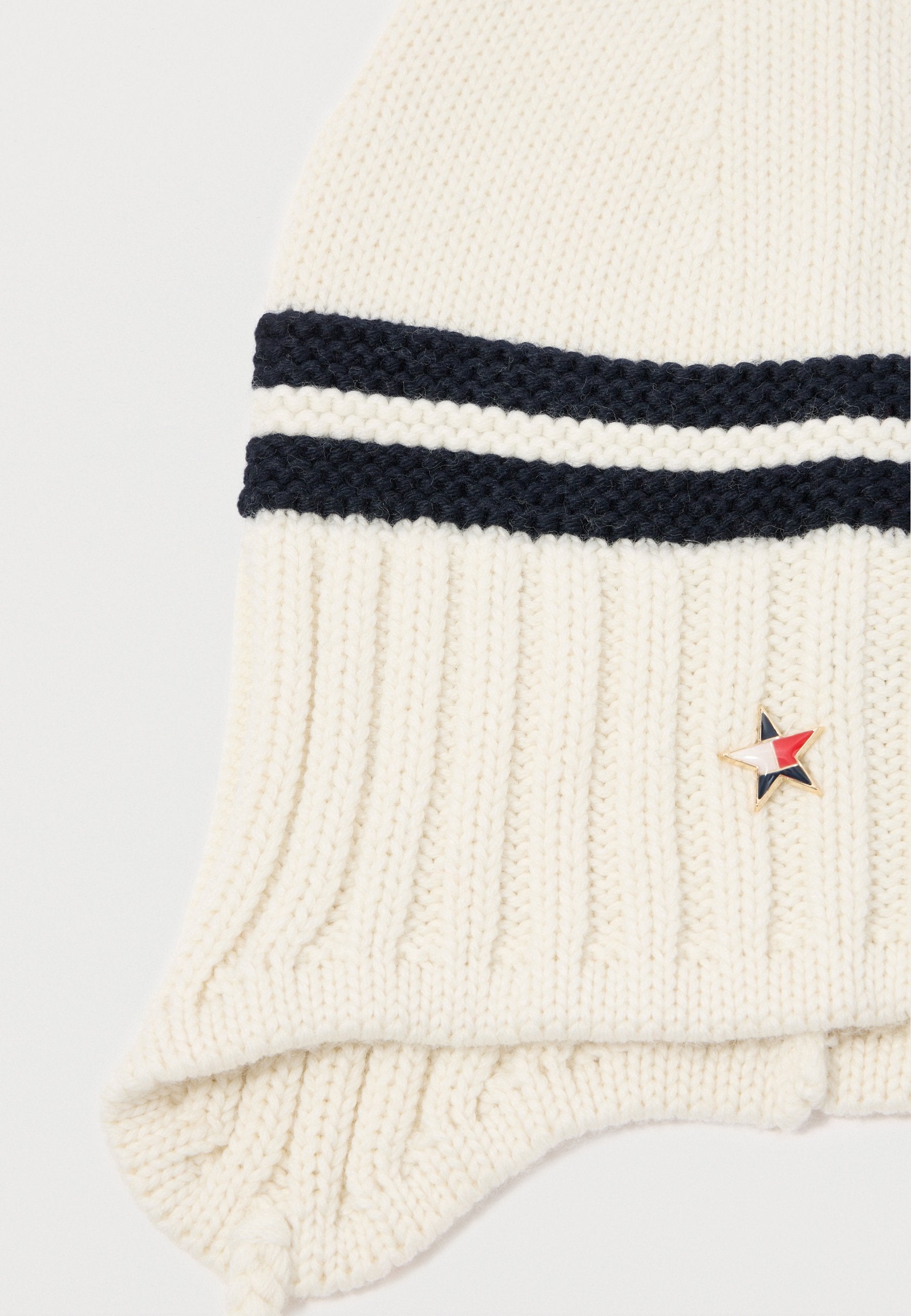 CHUNKY BAUBLE BEANIE Media 4