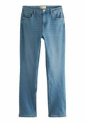 Hellblaue Slim-Fit-Jeans mit fünf Taschen, Reißverschluss und Knopfverschluss. Glatter Denim-Stoff mit dezenter Ausbleichung und ohne sichtbare Muster.