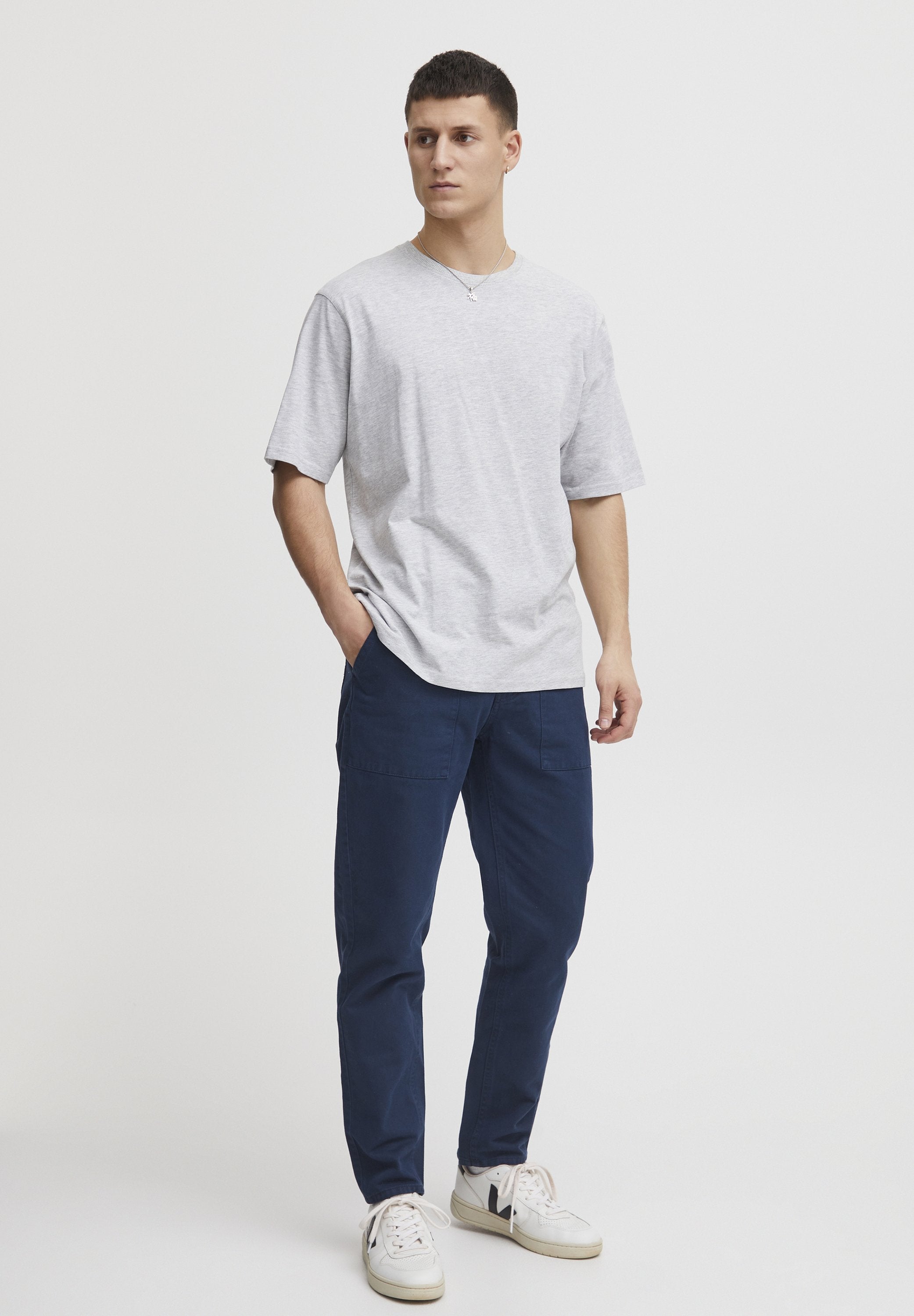 BHWOVEN REGULAR FIT Media 2