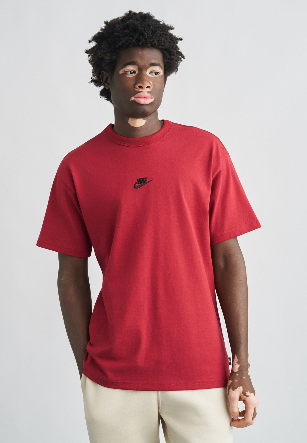 Nike Sportswear M NSW TEE LSE PREM ESS SUST