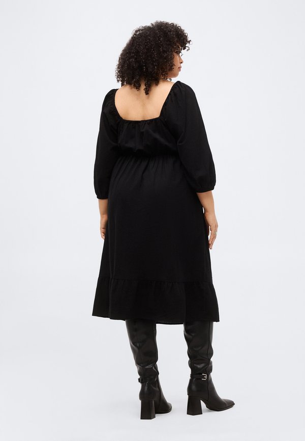 Vero Moda Curve VMCDICTHE 3/4 SQUARE CALF DRESS