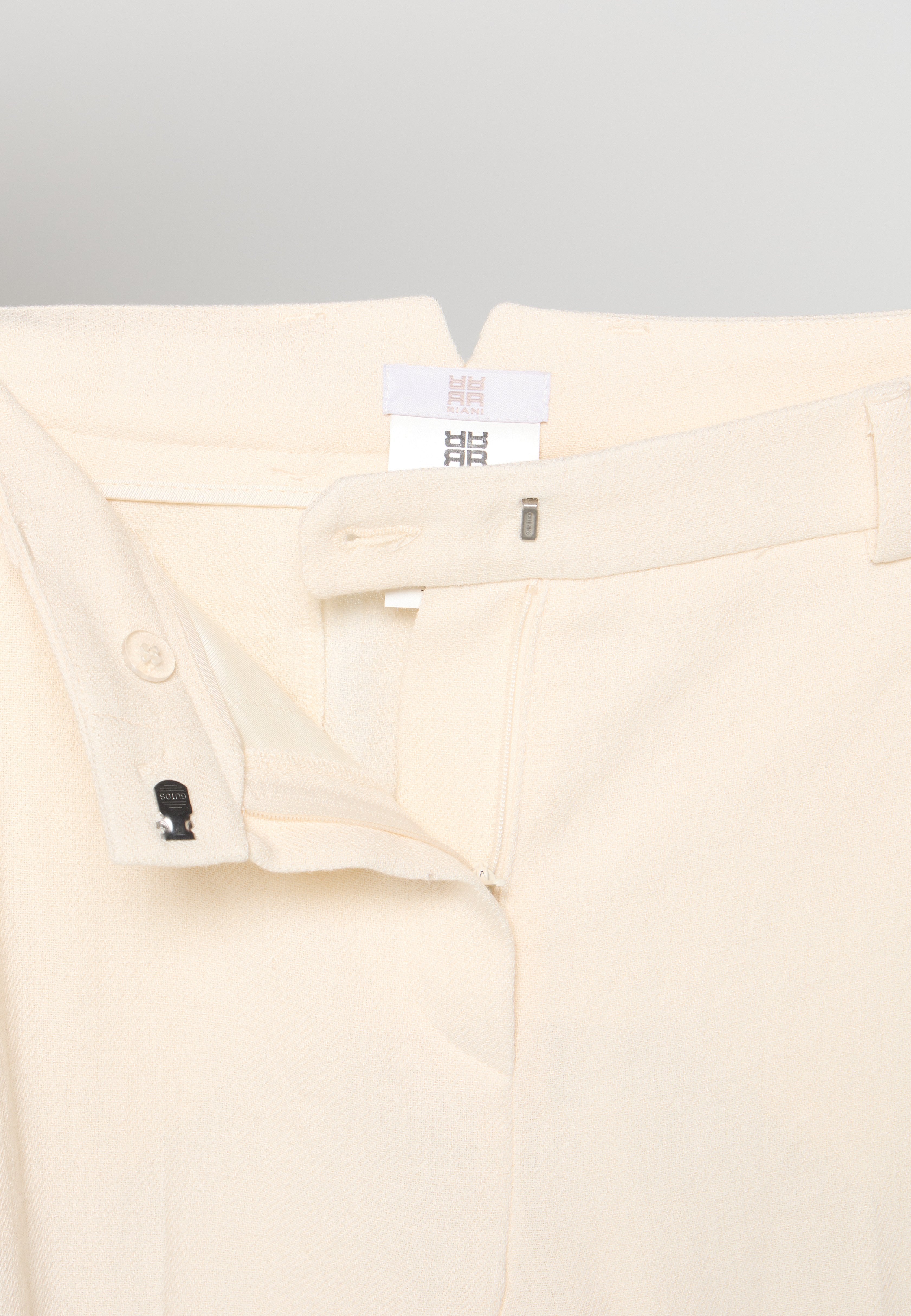 RIANI WIDE FIT