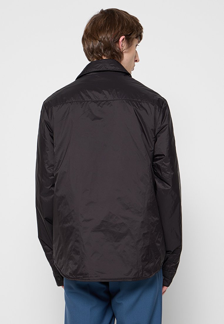 Lyle & Scott