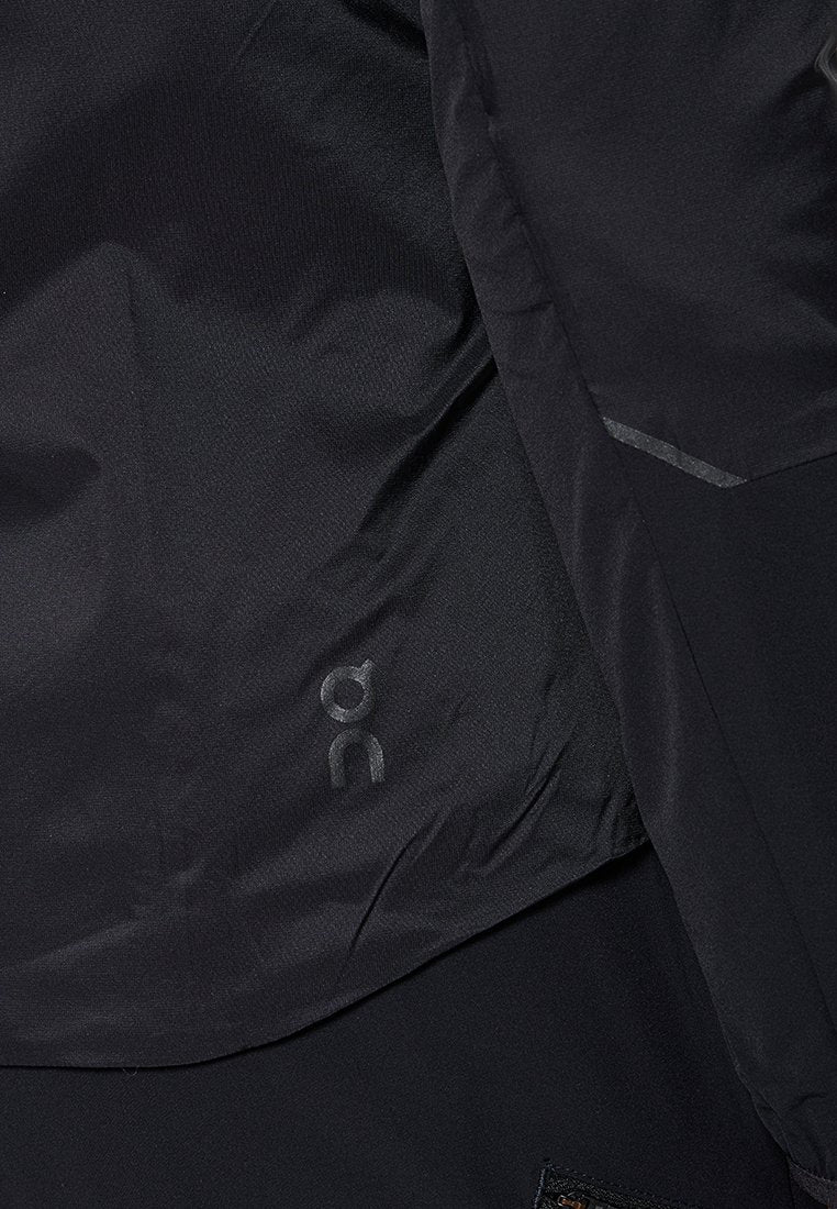 On Regenjacke / wasserabweisende Jacke Media 5
