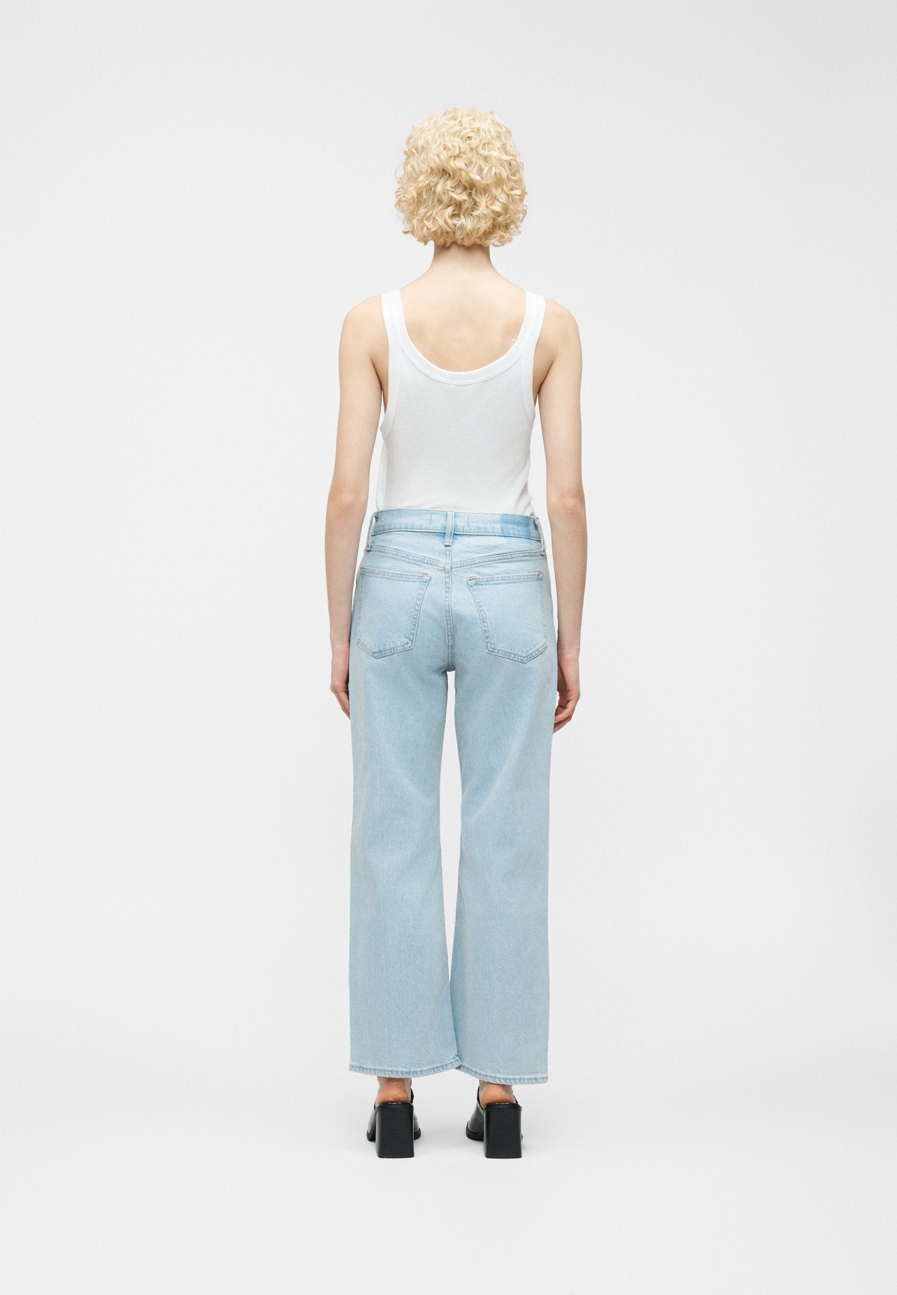 Abercrombie & Fitch ROSE EMBROIDERY
