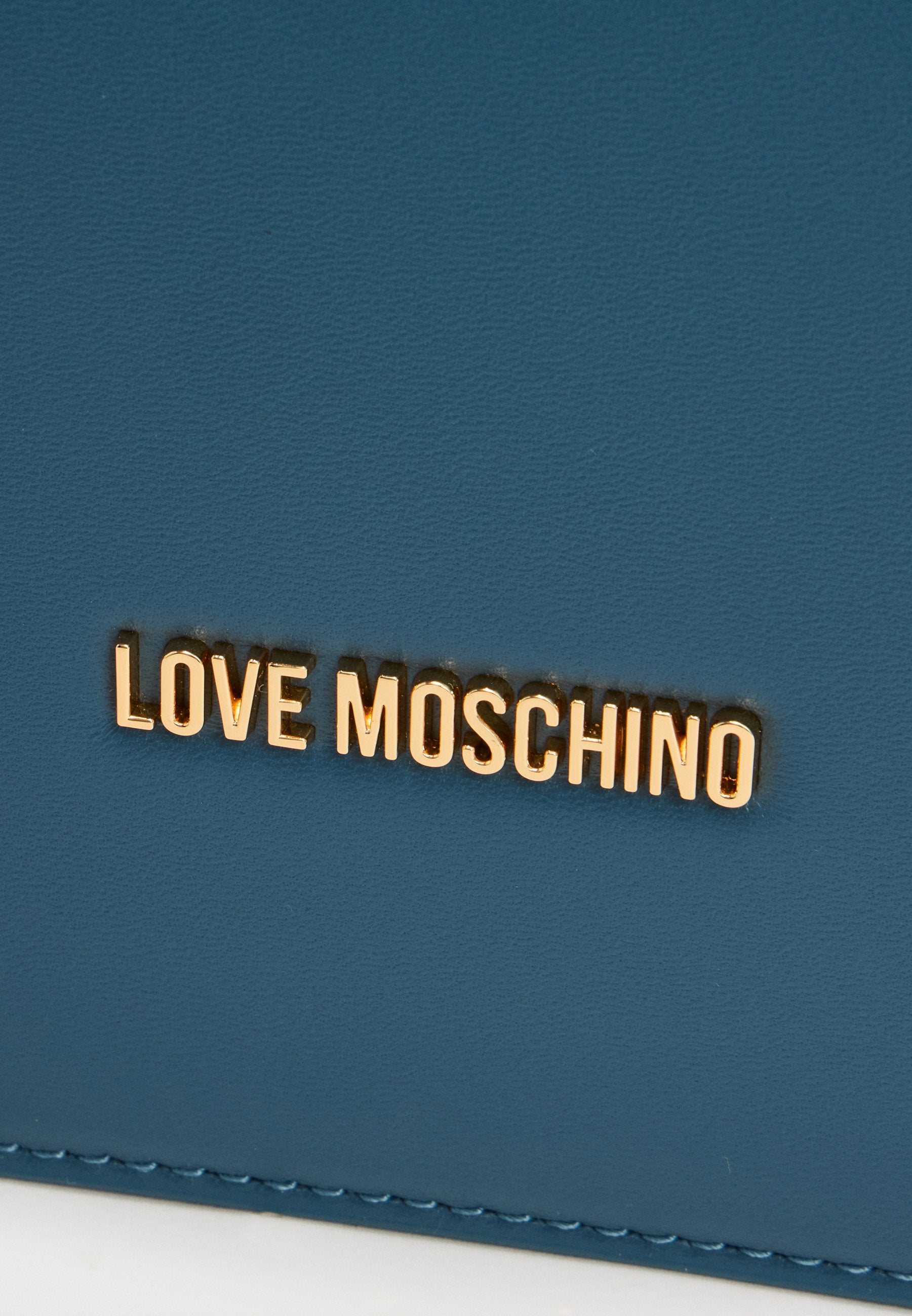 Love Moschino