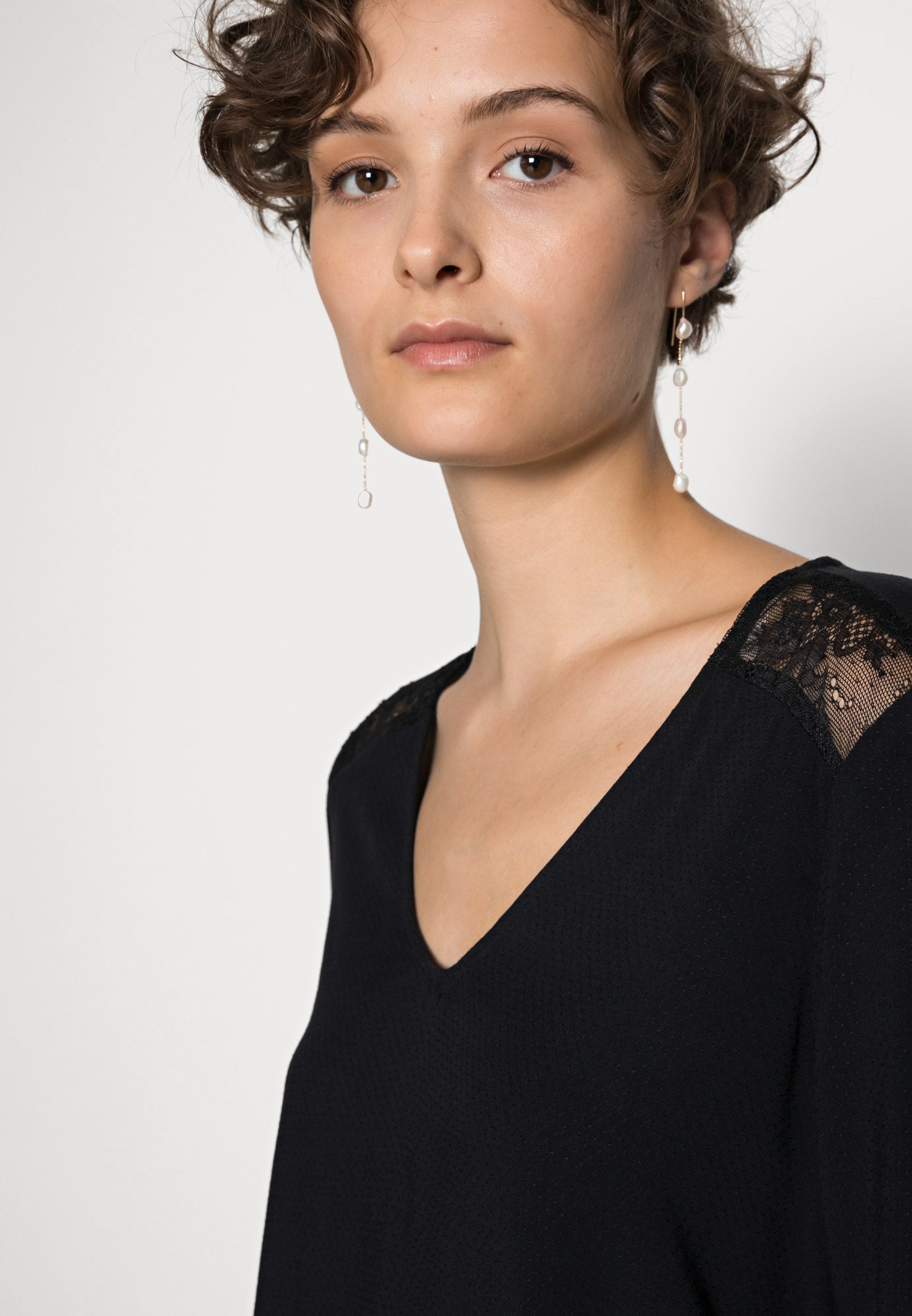 Vero Moda Tall VMBEATRIX V NECK